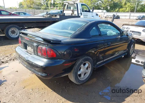 1998 Ford Mustang z USA, uszkodzony, nr VIN 1FAFP4048WF233832